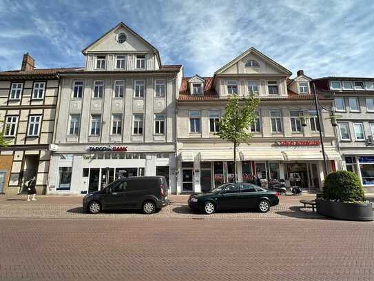 2 vollvermietete Geschäftshäuser in Toplage