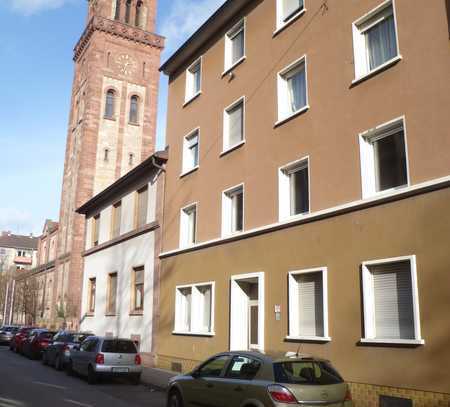 Geschmackvolle 2-Raum-Wohnung mit Balkon in Mannheim