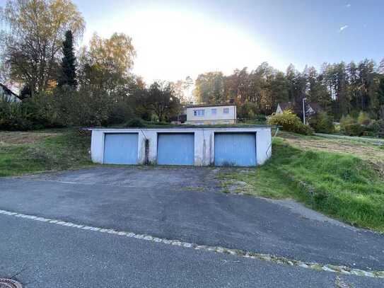 Ruhig gelegenes Baugrundstück in beliebter Lage von Ebermannstadt; im Ortsteil Niedermirsberg