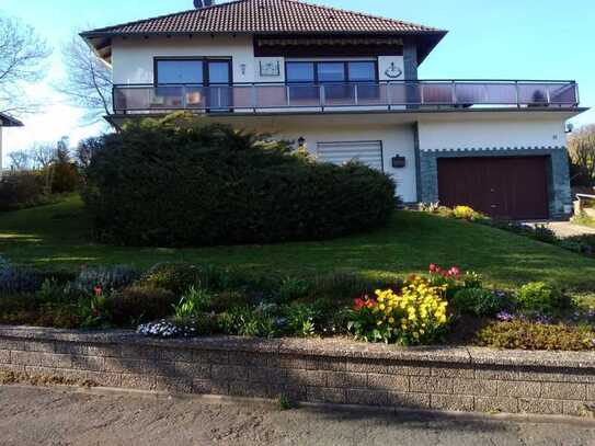 Einfamilienhaus mit Fernblick in Rockensüß (Möglichkeit zur Einliegerwohnung, naturnah)