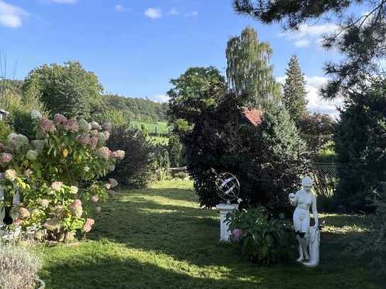 Doppelhaushälfte mit schönen Garten
