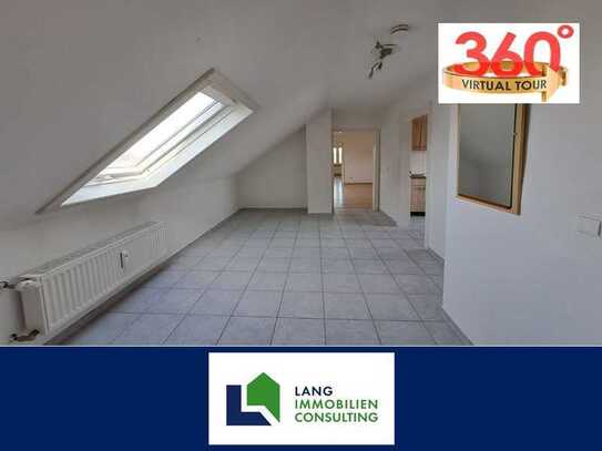 Dachgeschosswohnung zentral, geräumig, freundlich und hell