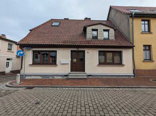 Zweizimmerwohnung in der Frankenstraße 19 in Ribnitz zu vermieten