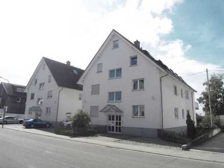 Helle Dachstudiowohnung auf 2 Etagen mit Balkon, Keller und Kfz-Stellplatz in Lingenfeld