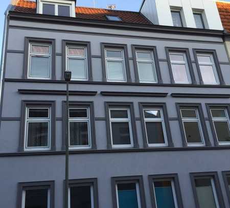 2 Zimmer Wohnung mit Balkon in zentraler Lage