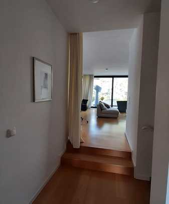 Maisonettewohnung zur Miete mit EBK, Balkon, Terrasse & Garten 150m vom Rhein