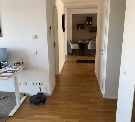 "On top of Bilk" - Helle 2,5-Zimmer Wohnung mit Balkon und Einbauküche