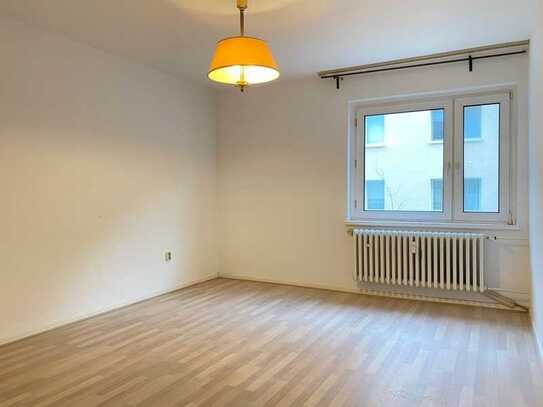 APPARTMENT VERMIETET UNRENOVIERTER ZUSTAND