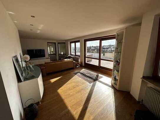 Perfekt geschnittene 4-Zimmer-Penthouse Wohnung mit 82 m2 Dachterrasse