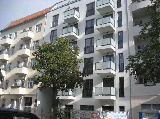 Dachgeschosswohnung 2 Zimmer mit Terrasse und EBK