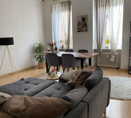 Charmante 3-Zimmer-Wohnung mit hohen Decken und Top-Lage im Jungbusch