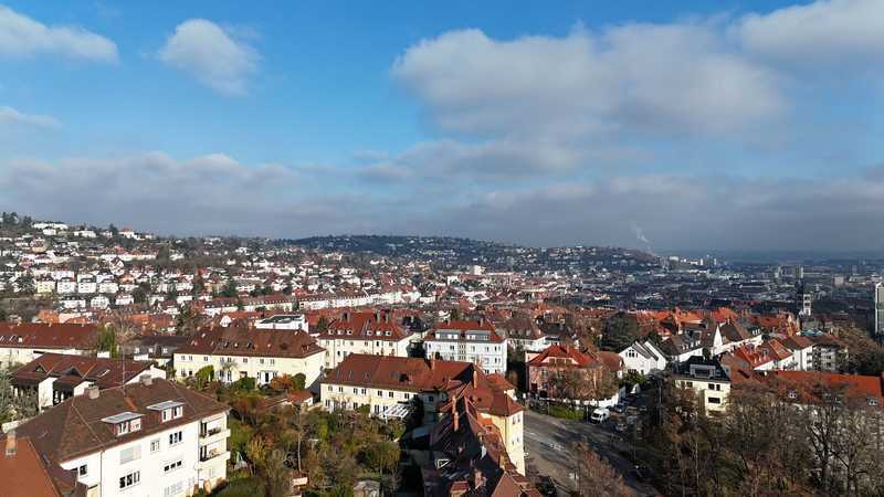Stuttgart-Hedelfingen + Kernsaniertes Mehrfamilienhaus + 6 Wohneinheiten (vollständig aufgeteilt)