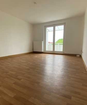 4-Zimmer-Wohnung mit Balkon