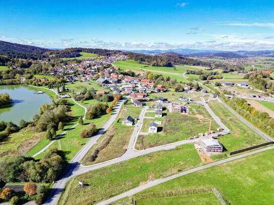 DER BESTE GRUND FÜR IHR HAUS AM SEE - die Bodenplatte ist schon da!