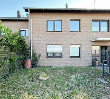 Bezugsfreie Dreizimmer-Eigentumswohnung mit Terrasse/Garten/Balkon und Garage in ruhiger Wohnlage