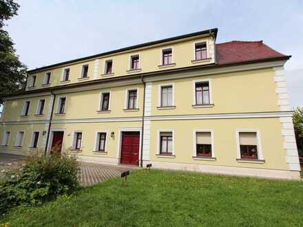 Gepflegtes Wohnhaus mit 9 Wohneinheiten