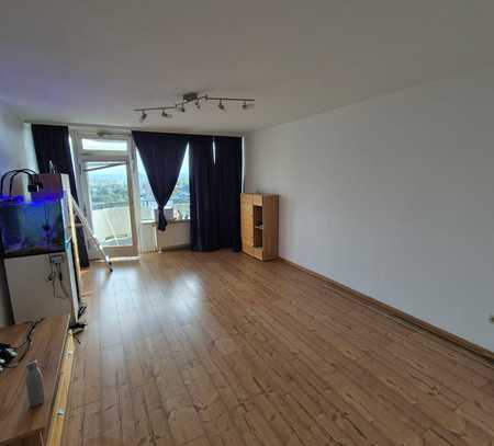 Schönes großes (23m²) WG Zimmer mit traumhaften Blick