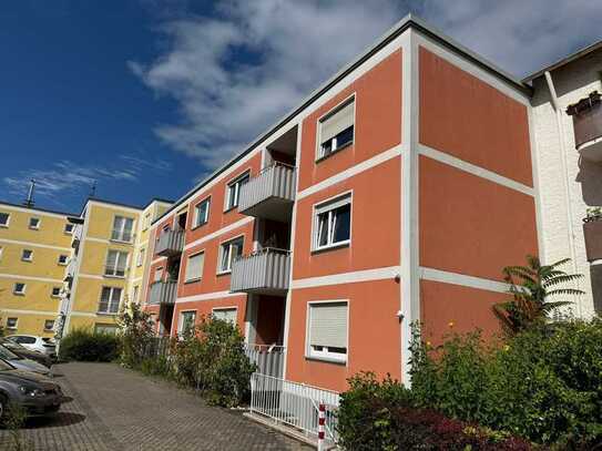 Großzügige 3-Zimmer-Wohnung mit Balkon und PKW-Stellplatz in zentraler Wohnlage von Königswinter