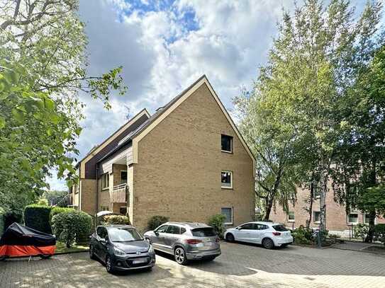 Pansdorf - traumhafte 3-Zimmer Maisonettewohnung mit moderner EBK, Loggia, Stellplatz und Kellerraum