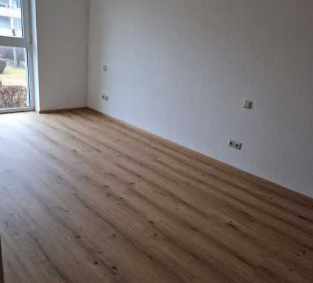 Freundliche 2-Zimmer-Wohnung mit Balkon und EBK in Kaufbeuren