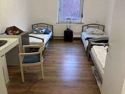 Renovierte und zentral gelegene 2,5-Zimmer-Wohnung in Mannheim zu vermieten