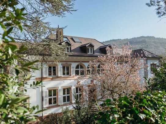 Helle 190m2-Wohnung in exklusiver Villa am Neckar