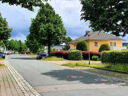 HERRLICHES GRUNDSTÜCK MIT BLICK IN DIE FREIE NATUR