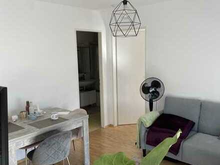 Sonnige 2-Zimmer-Balkon-Wohnung zum Verkauf in München