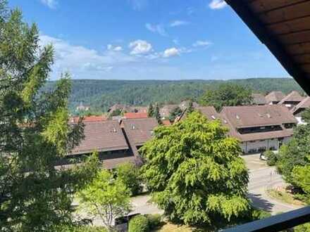 Tolle Aussicht - 2-Zimmer-DG-Wohnung mit Galerie und TG-Stellplatz