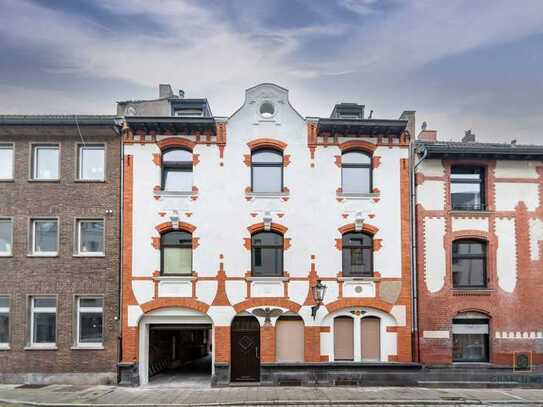 Historisches Stadthaus in Rheinnähe!
Spektakulärer Keller mit ca. 5 m Deckenhöhe