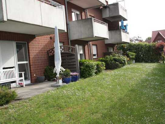 Vermietete- Eigentumswohnung im Erdgeschoss mit Terrasse und Garage!