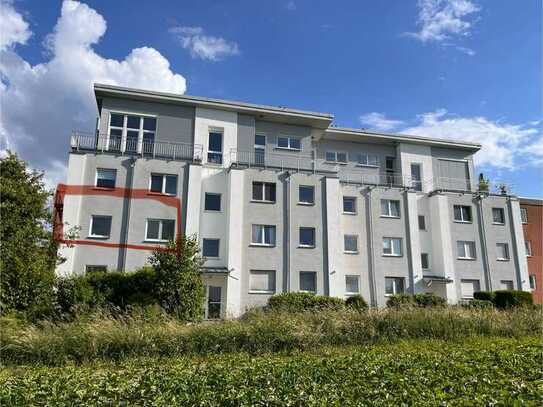 *Provisionsfrei* Sanierte 3-Zimmer-Wohnung mit Balkon in Frechen- Königsdorf an unbebautem Feldrand