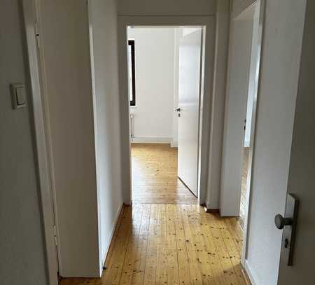 Sanierte 2-Zimmer-Wohnung mit Balkon in Mönchengladbach