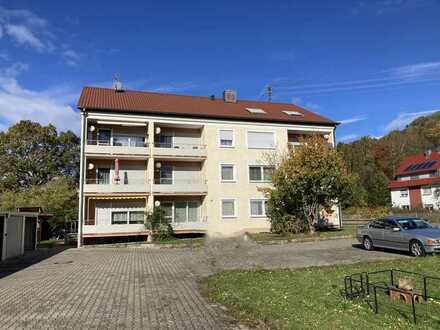 Attraktive und sonnige 2-Zimmer-Wohnung mit Balkon und Einbauküche in Altenstadt