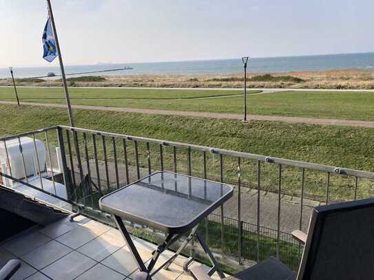 Doppelhaushälfte mit einzigartigem Meerblick in erster Reihe – geräumige Terrasse, flexible Nutzung