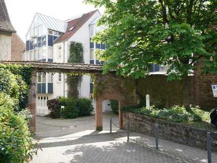 Gepflegte 2,5 Zimmer-Wohnung in Heidelberg-Neuenheim - ideal für Singles