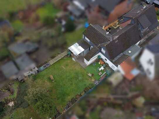 Nähe Moorhüttenteich : Vielseitiges 3-Familienhaus in bester Lage von Volkmarode!