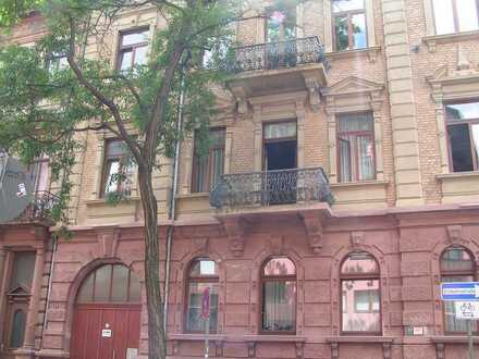 Schöne 2,5-Zimmer-Wohnung mit Balkon in Mannheim