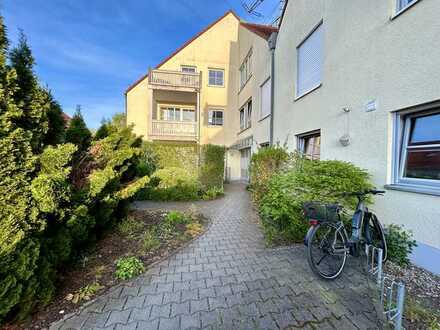 GERÄUMIGE,MODERNE 2 ZIMMER-WOHNUNG MIT GROßEM WESTBALKON IN ABSOLUT RUHIGER WOHNLAGE IN LEITERSHOFEN