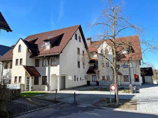 BÜRO/PRAXISRÄUME AM DORFPLATZ IN SCHLIER MIT 2 TG STELLPLÄTZEN