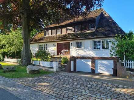 Exklusive Stadthausvilla sofort bezugsfertig / als 1 - oder 2 Parteienhaus nutzbar