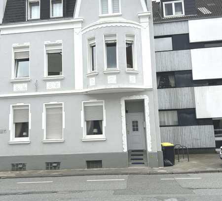 Exklusives 3 Familienhaus (Jugendstil) in Mönchengladbach 300m² Wohnfläche 350m² Grund KP. 485.000 €