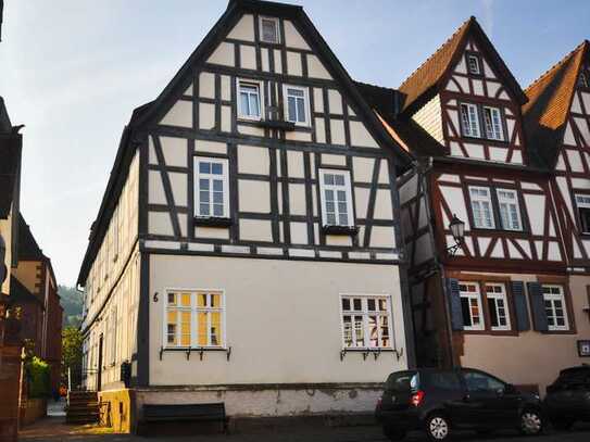 Charmante Wohnung am Marktplatz im Herzen von Büdingen