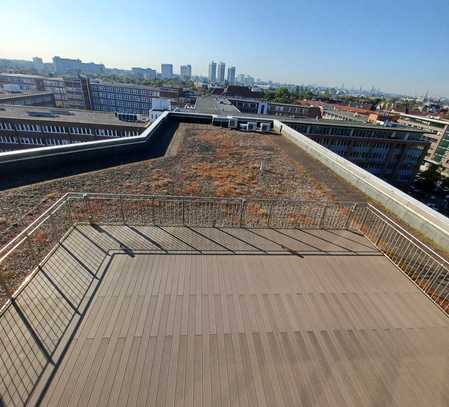 Genießen Sie den herrlichen Panoramablick über Hamburg von Ihrer Dachterrasse aus