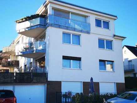 Nähe Uniklinik Bonn-Ippendorf: Renovierte Drei-Zimmer-Mietwohnung mit großem Balkon