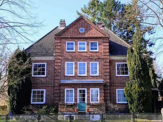 Schön gelegene, gepflegte 4-Zimmer-DG-Wohnung in Rendsburg