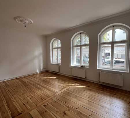 Modernisierte, große 2-Raum-Wohnung in Berlin Spandau