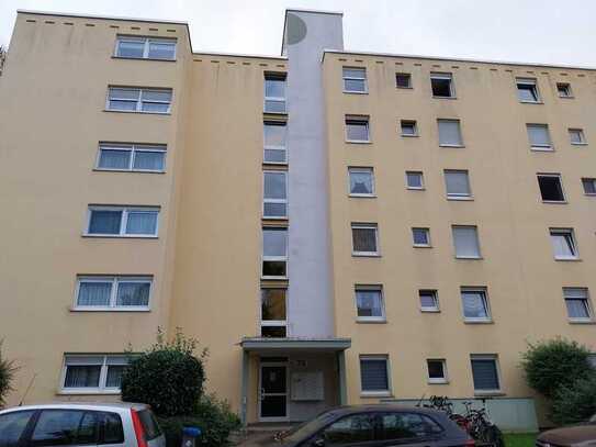 Gepflegte 1-Zimmer-Wohnung mit Balkon in Freiburg