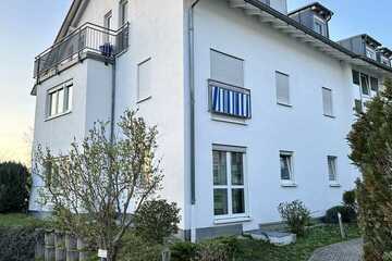 Modernisierte 3,5-Zimmer-Wohnung mit Balkon und Einbauküche in Sinzheim