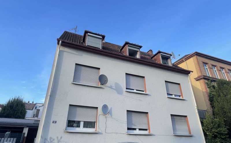 * Vermietetes Mehrfamilienhaus in attraktiver Mainnähe * mit Potenzial zur Aufstockung*